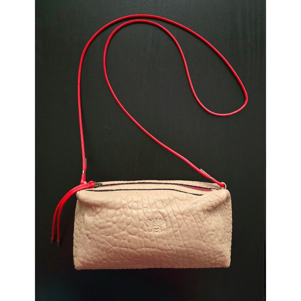 Boho Embossed Pebbled Leather Crossbody Camera Bag Cord Strap Bee Logo Italian